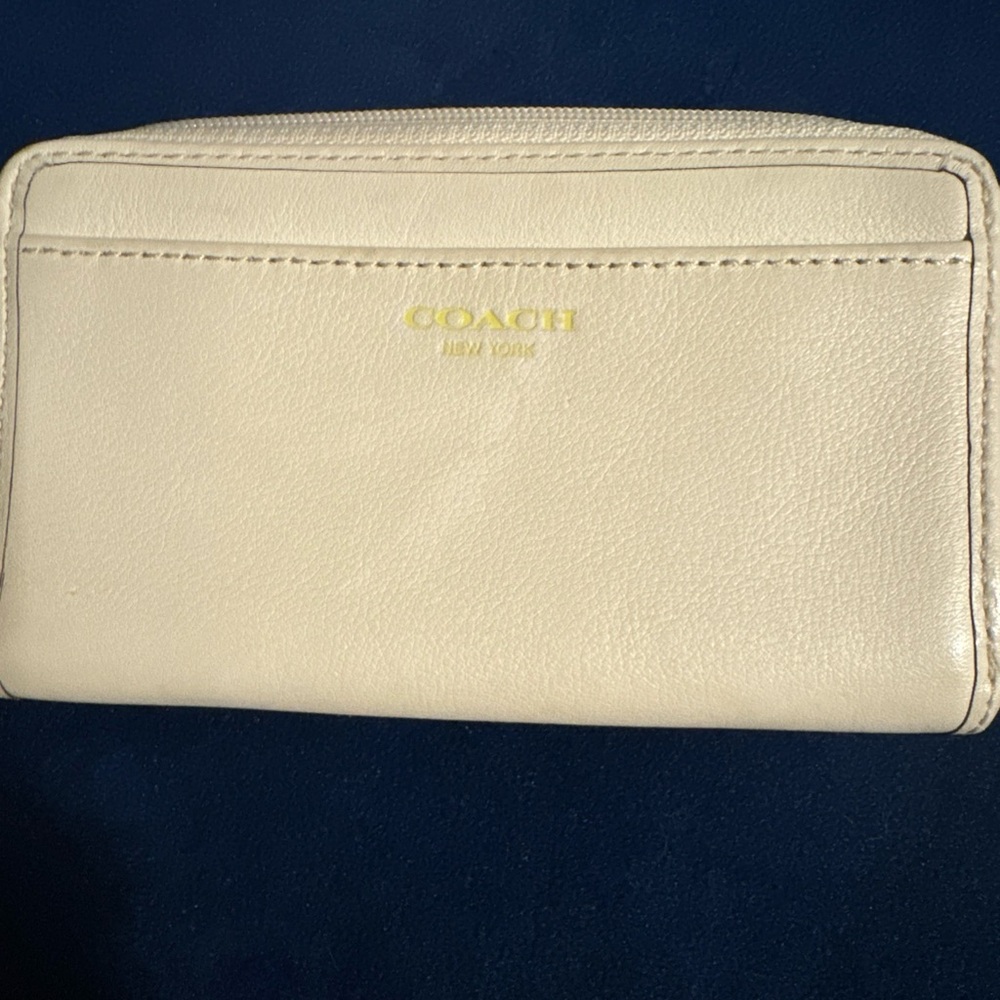 Coach Colorful Motifs on Leather Zip Around Coin Card Bill Wristlet - Picture 5 of 5